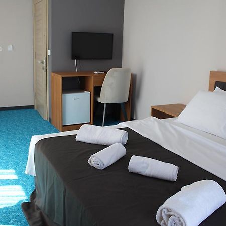 Silver Continent Hostel Силиври Экстерьер фото