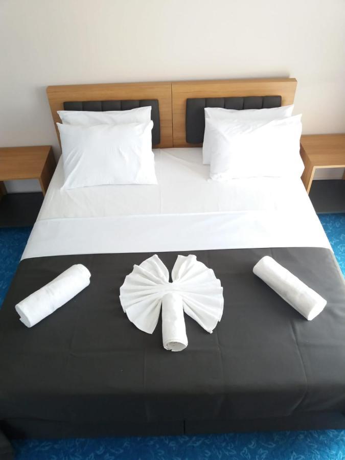 Silver Continent Hostel Силиври Экстерьер фото